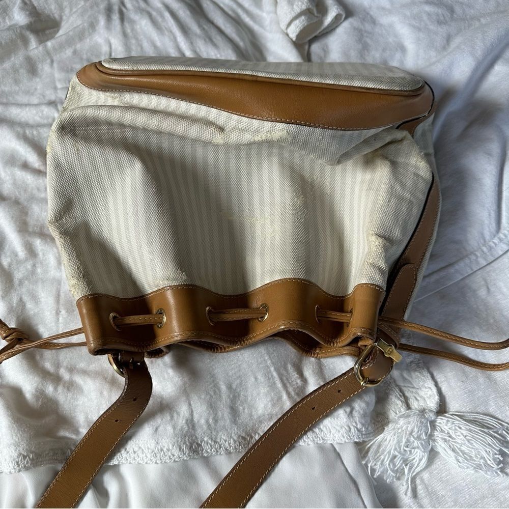 Fendi—White & Tan Bucket Shoulder Bag - Picture 12 of 16